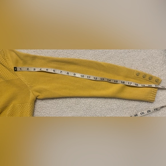 Talbots Women’s Yellow Long Sleeve Sweater size Large button detail on sleeve - Picture 7 of 12